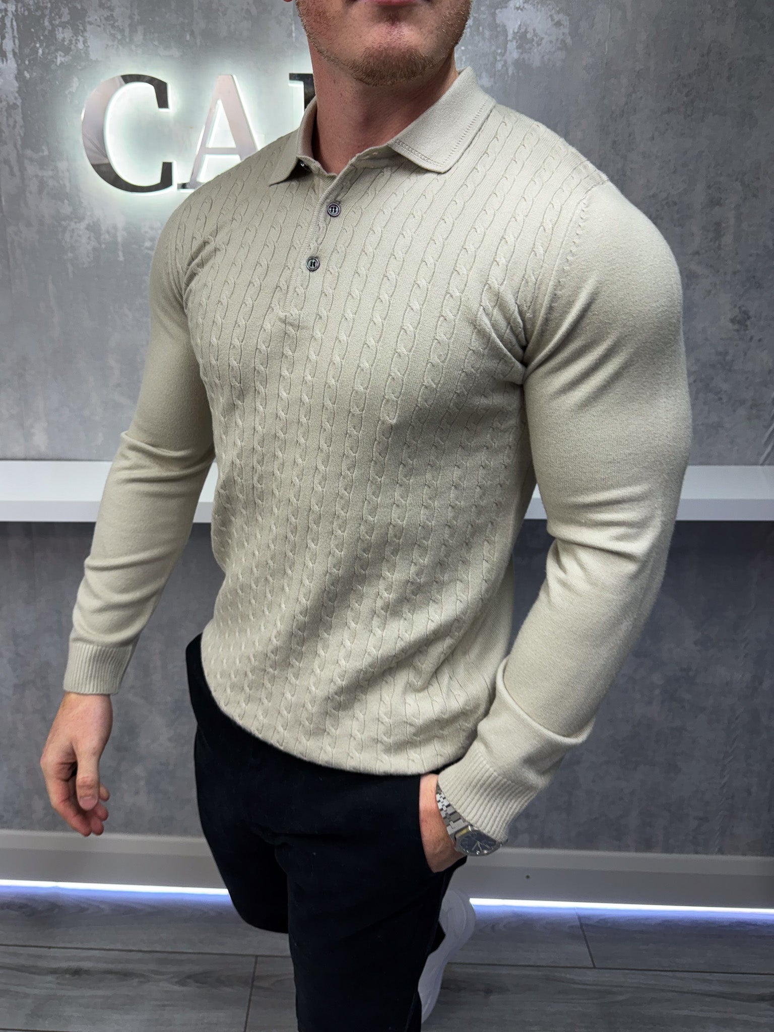 Polo de manga larga con botones - Beige