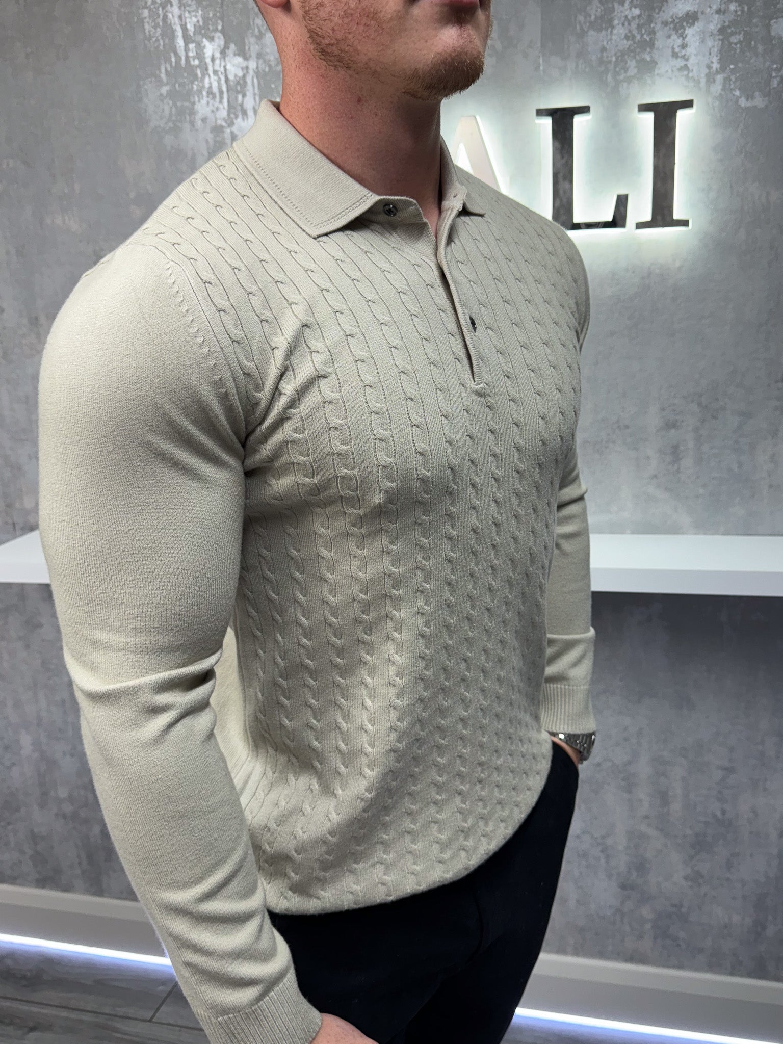 Polo de manga larga con botones - Beige