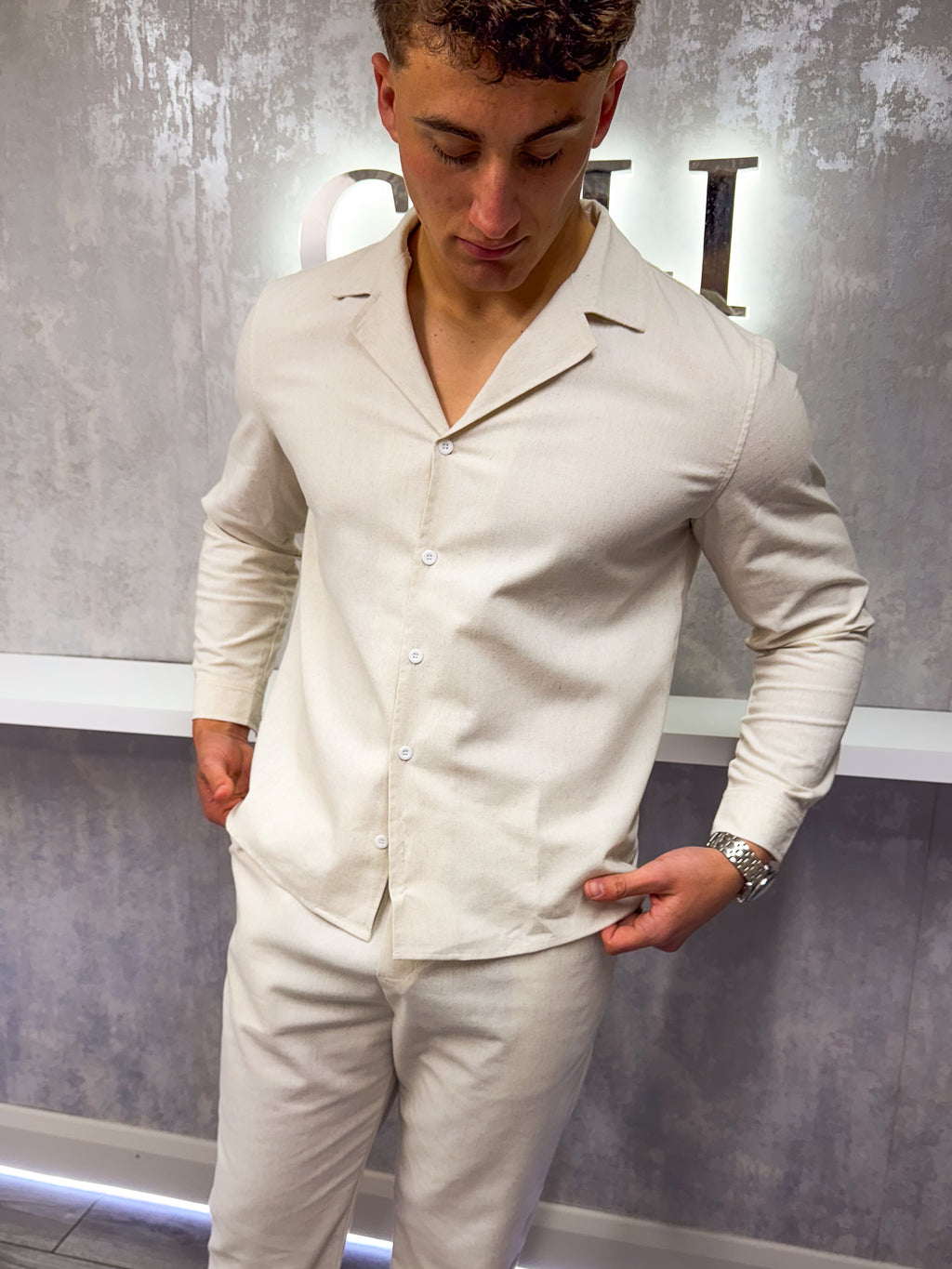 The Linen Shirt - Oatmeal