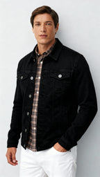 Chaqueta vaquera para hombre - Estilo vaquero clásico con botones en la parte delantera y bolsillos en el pecho para uso informal y elegante.