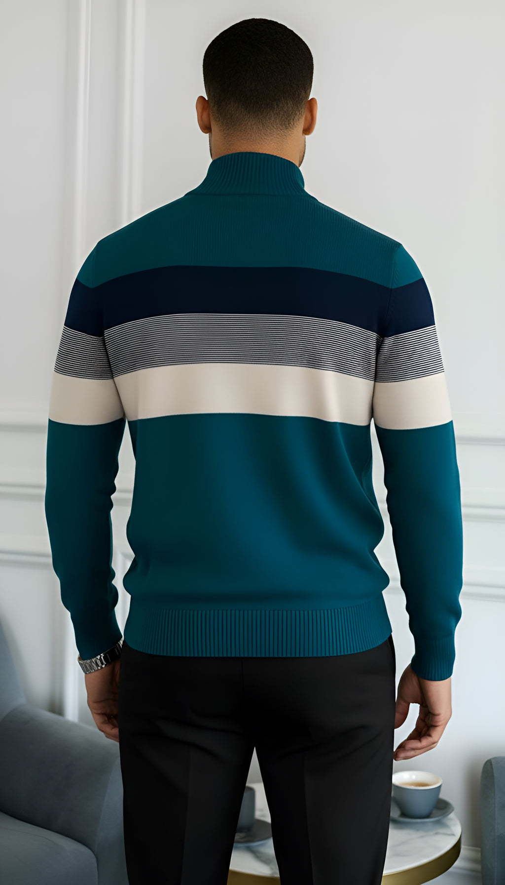 Gestreifter Herren-Pullover mit Stehkragen - Stylische Strickwaren
