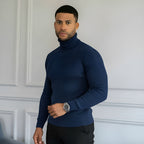 Clásico jersey de cuello alto para hombre - Suave, cálido y elegante.