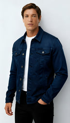 Chaqueta vaquera para hombre - Estilo vaquero clásico con botones en la parte delantera y bolsillos en el pecho para uso informal y elegante.