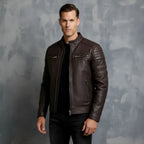 Herren-Bikerjacke – Stehkragen mit rotem Streifendetail & gesteppte Schultern | Stylische Slim-Fit-Motorradjacke